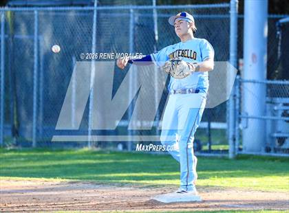 Thumbnail 2 in Montebello vs La Canada photogallery.