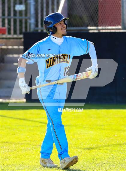 Thumbnail 3 in Montebello vs La Canada photogallery.