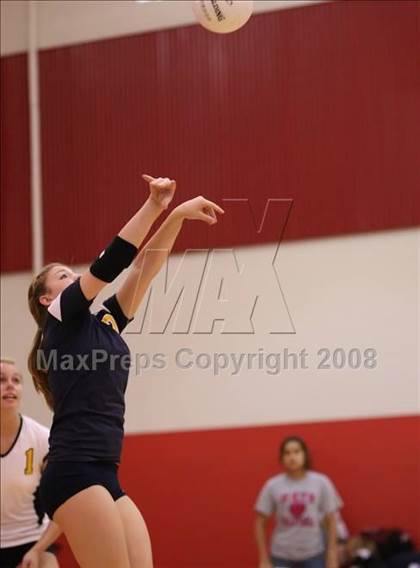 Thumbnail 3 in Stony Point vs. Poth (Rebel Bash) photogallery.