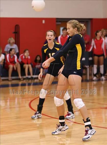 Thumbnail 2 in Stony Point vs. Poth (Rebel Bash) photogallery.
