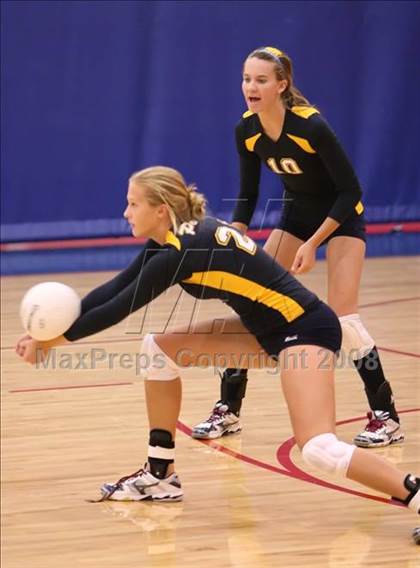 Thumbnail 1 in Stony Point vs. Poth (Rebel Bash) photogallery.