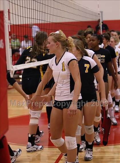 Thumbnail 3 in Stony Point vs. Poth (Rebel Bash) photogallery.