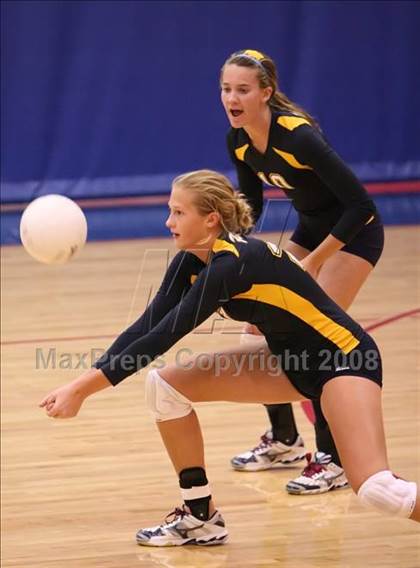 Thumbnail 2 in Stony Point vs. Poth (Rebel Bash) photogallery.