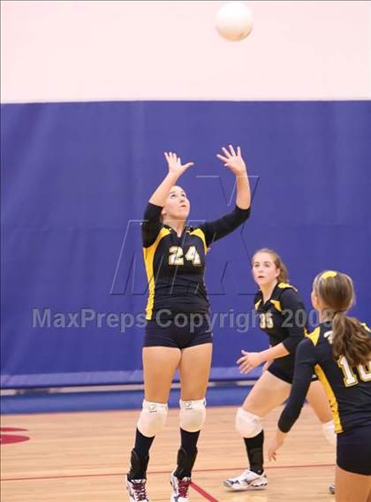 Thumbnail 2 in Stony Point vs. Poth (Rebel Bash) photogallery.