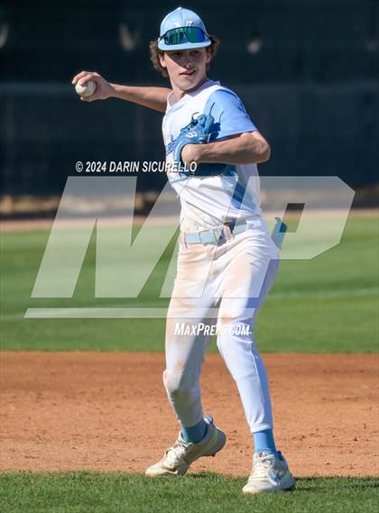 Thumbnail 3 in Arbor View vs. Marist (Coach Bob National Invitational) photogallery.
