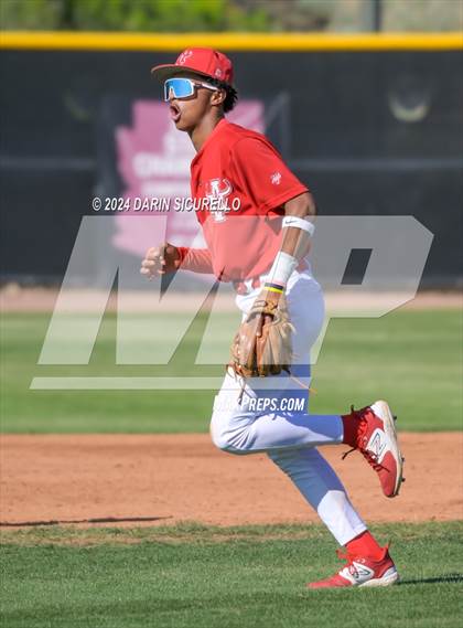 Thumbnail 3 in Arbor View vs. Marist (Coach Bob National Invitational) photogallery.
