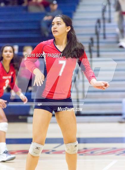 Thumbnail 1 in Great Oak vs. Redondo Union photogallery.