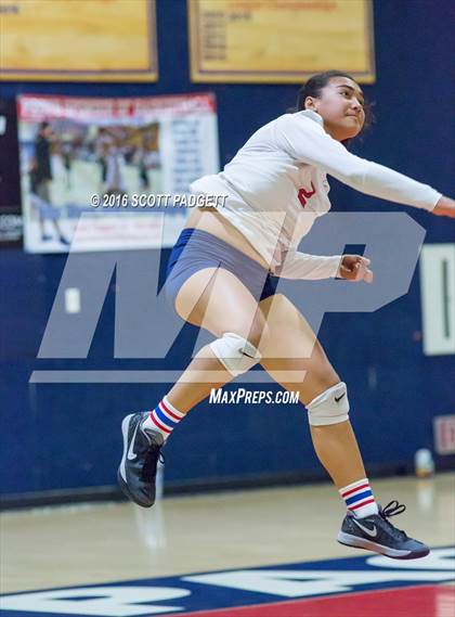 Thumbnail 2 in Great Oak vs. Redondo Union photogallery.