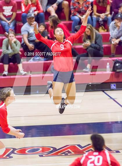 Thumbnail 1 in Great Oak vs. Redondo Union photogallery.