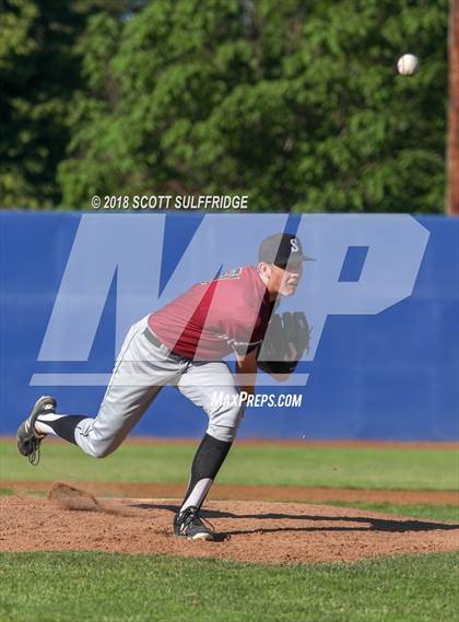 Thumbnail 2 in Sherwood @ Roseburg (OSAA 6A Round 1 Playoff) photogallery.