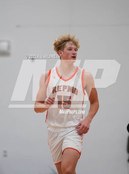 Thumbnail 1 in Ruskin vs Republic (Blue Valley Shootout) photogallery.