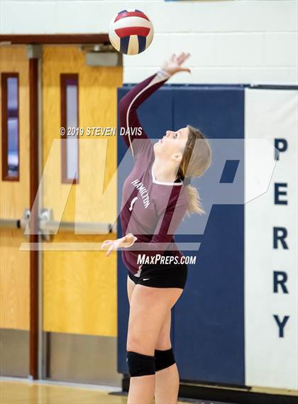 Thumbnail 3 in Hamilton vs Perry photogallery.
