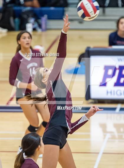 Thumbnail 1 in Hamilton vs Perry photogallery.