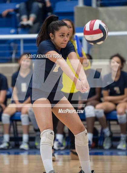 Thumbnail 1 in O'Connor vs Clark (District Seed Playoff) photogallery.