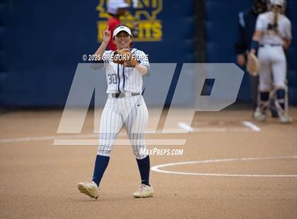 Thumbnail 1 in Harvard-Westlake @ Notre Dame (SO) photogallery.