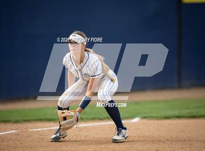 Thumbnail 2 in Harvard-Westlake @ Notre Dame (SO) photogallery.