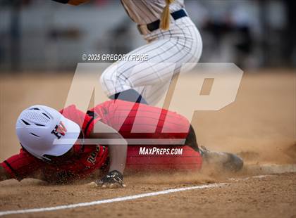 Thumbnail 2 in Harvard-Westlake @ Notre Dame (SO) photogallery.