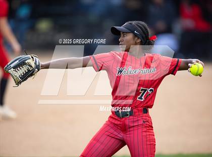 Thumbnail 3 in Harvard-Westlake @ Notre Dame (SO) photogallery.