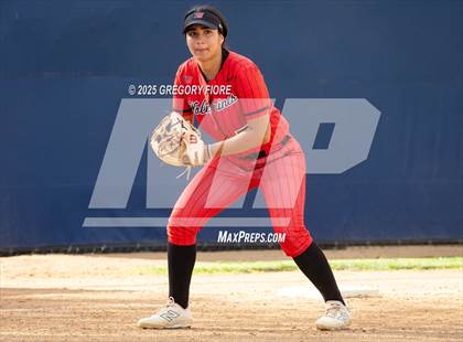 Thumbnail 3 in Harvard-Westlake @ Notre Dame (SO) photogallery.