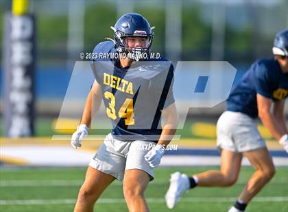 Thumbnail 3 in Delta vs Jay County (Scrimmage) photogallery.