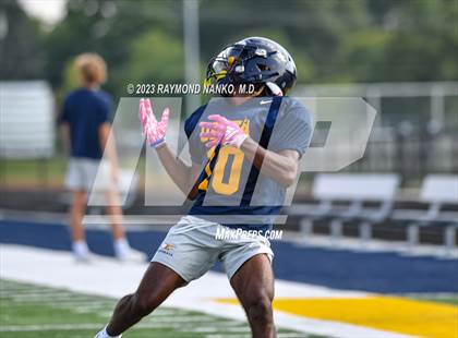Thumbnail 2 in Delta vs Jay County (Scrimmage) photogallery.