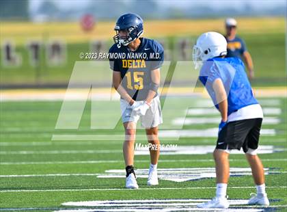 Thumbnail 3 in Delta vs Jay County (Scrimmage) photogallery.