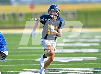 Thumbnail 3 in Delta vs Jay County (Scrimmage) photogallery.