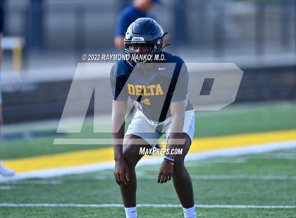 Thumbnail 1 in Delta vs Jay County (Scrimmage) photogallery.