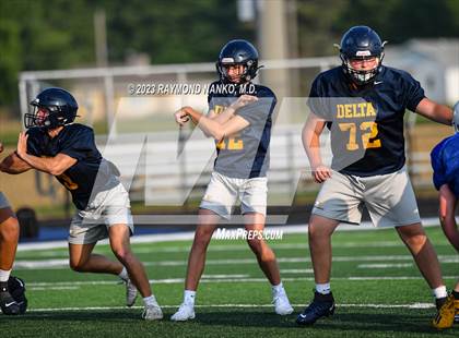 Thumbnail 1 in Delta vs Jay County (Scrimmage) photogallery.