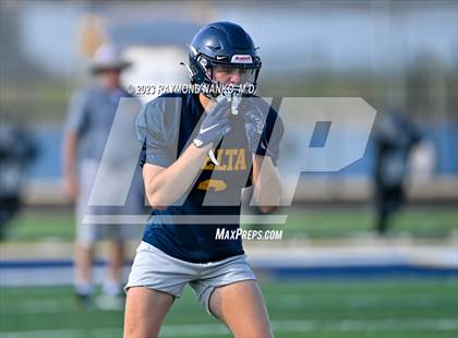 Thumbnail 3 in Delta vs Jay County (Scrimmage) photogallery.