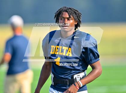 Thumbnail 2 in Delta vs Jay County (Scrimmage) photogallery.