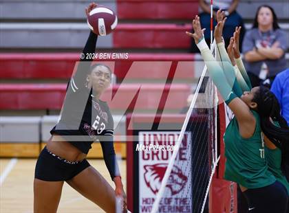 Thumbnail 3 in Blessed Trinity @ Union Grove (GHSA 4A Quarterfinal) photogallery.