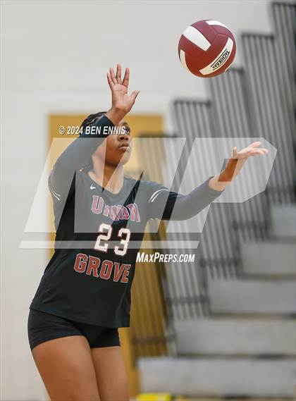 Thumbnail 3 in Blessed Trinity @ Union Grove (GHSA 4A Quarterfinal) photogallery.