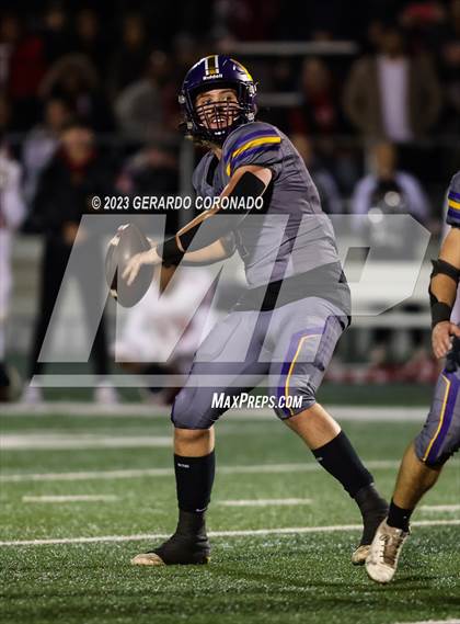 Thumbnail 1 in Patterson vs. Escalon (CIF SJS Division 4 Final) photogallery.