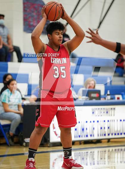 Thumbnail 2 in McDermitt vs Carlin (NIAA 1A East Quarterfinal) photogallery.