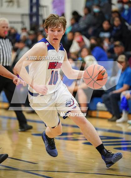 Thumbnail 2 in McDermitt vs Carlin (NIAA 1A East Quarterfinal) photogallery.