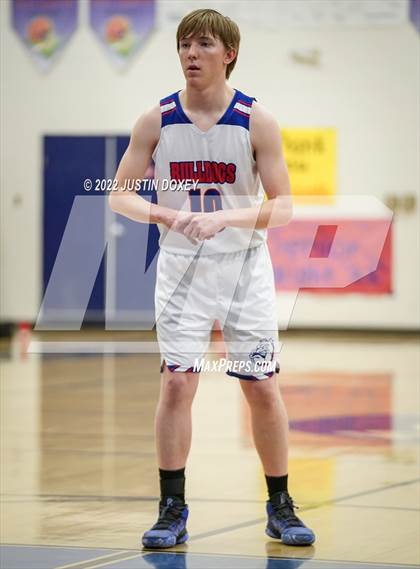 Thumbnail 1 in McDermitt vs Carlin (NIAA 1A East Quarterfinal) photogallery.