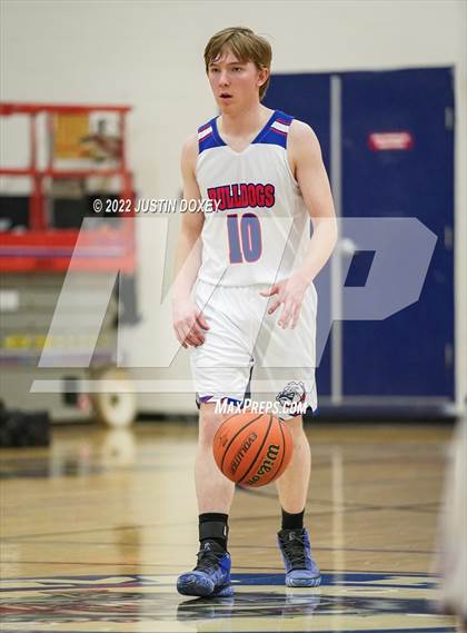 Thumbnail 2 in McDermitt vs Carlin (NIAA 1A East Quarterfinal) photogallery.