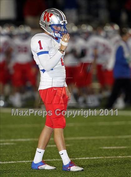 Thumbnail 3 in Stony Point vs. Westlake (5A Region 2 Bi-District Playoffs) photogallery.