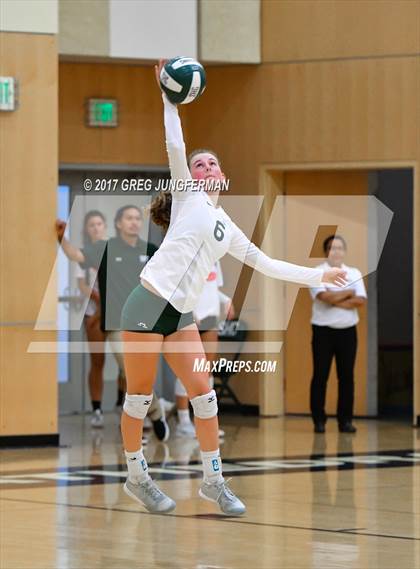 Thumbnail 3 in Burlingame vs. Sacred Heart Cathedral Preparatory photogallery.