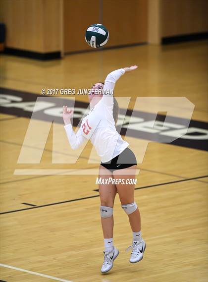 Thumbnail 3 in Burlingame vs. Sacred Heart Cathedral Preparatory photogallery.