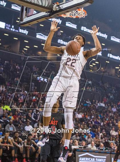Thumbnail 2 in Jordan Brand Classic (National Game - Boys) photogallery.