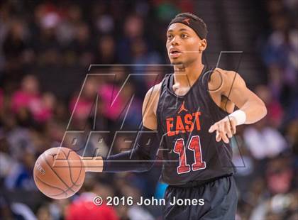 Thumbnail 2 in Jordan Brand Classic (National Game - Boys) photogallery.