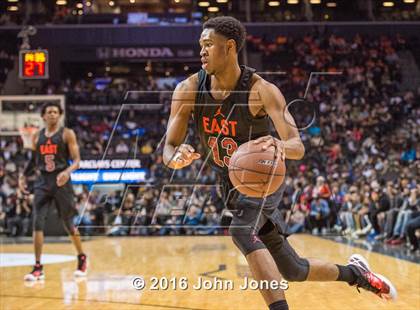 Thumbnail 3 in Jordan Brand Classic (National Game - Boys) photogallery.