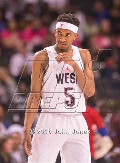 Thumbnail 2 in Jordan Brand Classic (National Game - Boys) photogallery.