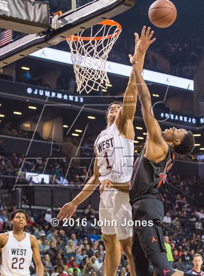 Thumbnail 2 in Jordan Brand Classic (National Game - Boys) photogallery.