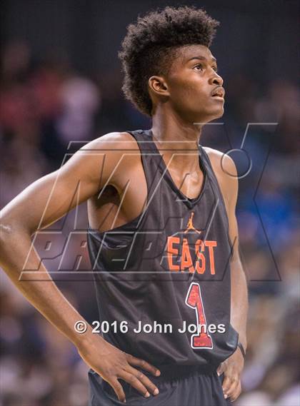 Thumbnail 3 in Jordan Brand Classic (National Game - Boys) photogallery.