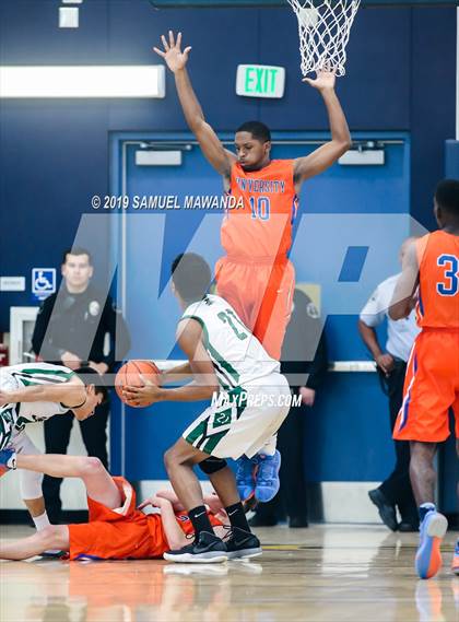 Thumbnail 2 in Granada Hills Charter vs University (CIF LACS D1 Final) photogallery.
