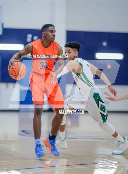 Thumbnail 1 in Granada Hills Charter vs University (CIF LACS D1 Final) photogallery.