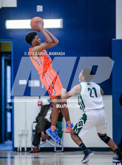 Thumbnail 3 in Granada Hills Charter vs University (CIF LACS D1 Final) photogallery.
